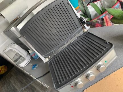 Электрогриль Electrolux ECG7400