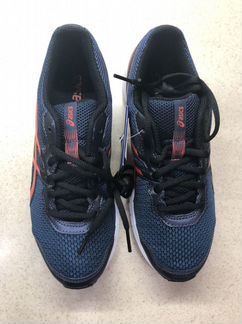 Кроссовки Asics, р.37,5, новые