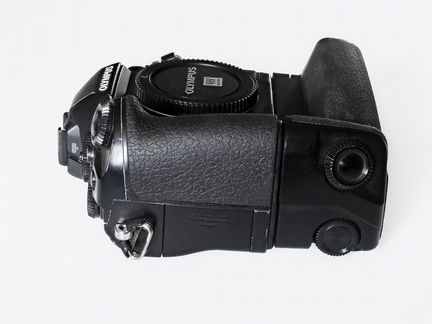 Фотоаппарат Olympus OM-D E-M1 с бат.блоком HLD-7