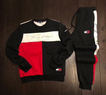 Спортивный костюм