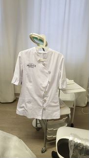 Халат мастера маникюра и педикюра Akzentz