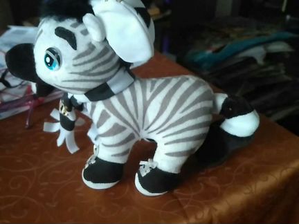 Игрушка Зебра с символикой футбольного клуба Ювент