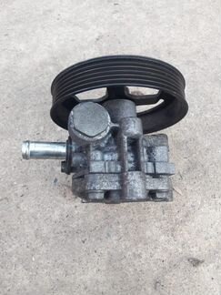 Насос гур Пежо 4007 2,2 л дизель