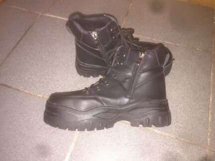Новые зимние женские ботинки