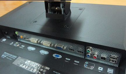 30-дюймовый профмонитор Dell 3011