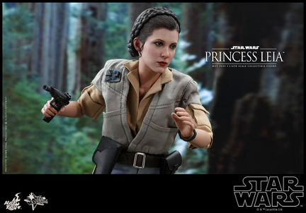 Фигурка Hot Toys Star Wars: Princess Leia MMS549