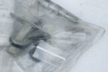 Личинка замка багажника Ford Maveric/Escape