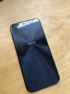 Телефон asus Zenfone 4 ZE554KL