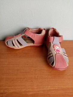 Сандалики для девочки для дет сада