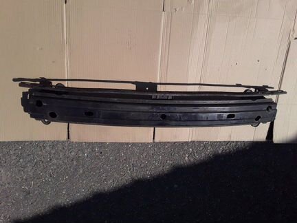 Усилитель бампера передний Hyundai Getz TB