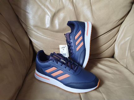 Кроссовки Adidas новые 41 р (27 см )