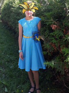 Праздничное платье, блузка и юбка 134