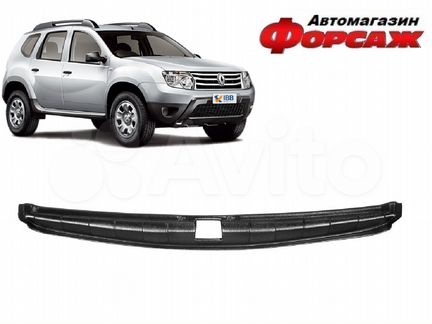 Накладка в проем багажника на Рено Дастер