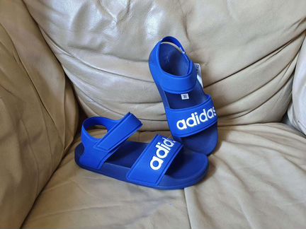 Сандалии Adidas новые детские 36 и 37 р