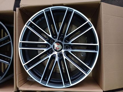 Диски новые литые R20 I на Porsche Cayenne New