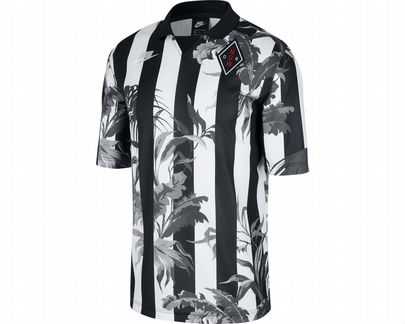 Футболка Nike NSW