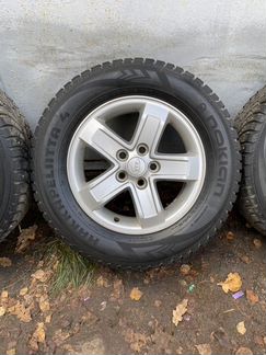 Kia Sportage 235/60R16