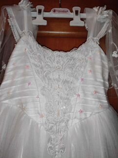 Платье праздничное