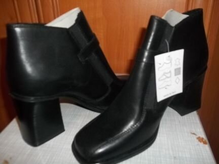 Полуботинки женские 37