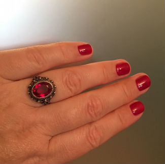 Серебряное кольцо с рубином