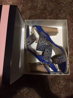 Босоножки новый 40р