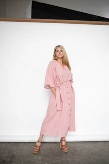 Льняное платье пудровое xxl