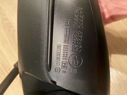 Корпус зеркала правого Mazda BHS369121G