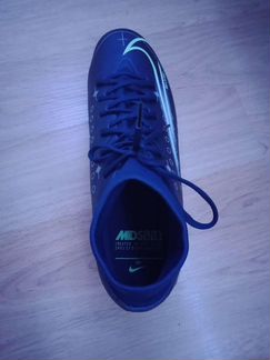 Бутсы Nike