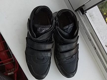 Ботинки демисезонные 37 р-р