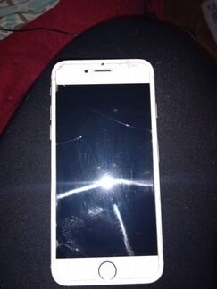 Телефон iPhone