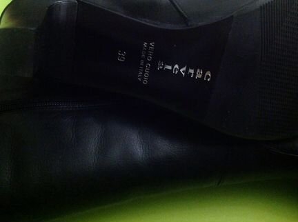 Сапоги зимние новые Италия Carvela р-р 39