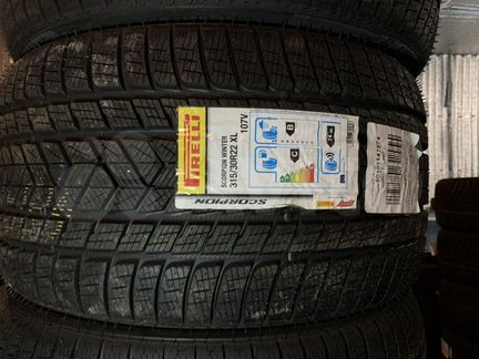 Pirelli Scorpion Winter 295/35 R21 и 315/30 R22 107V
