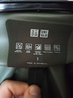 Мембранная оливковая куртка Uniqlo S