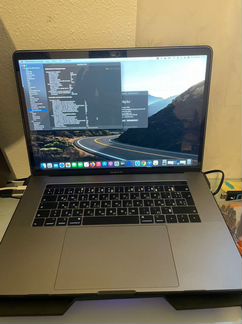 MacBook Pro 15 2019 i9 512gb