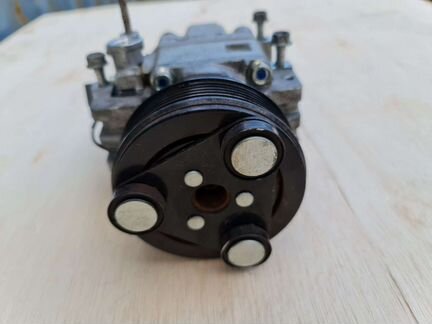 Компрессор кондиционера Mazda CX 7