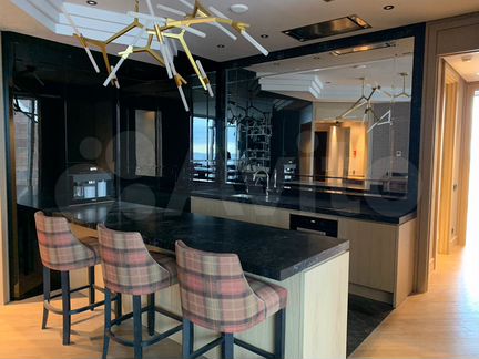 3-к квартира, 150 м², 71/92 эт.
