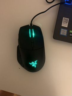 Игровая мышь razer basilisk
