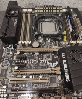 Asus Sabertooth X79 LGA 2011 + I7 3820