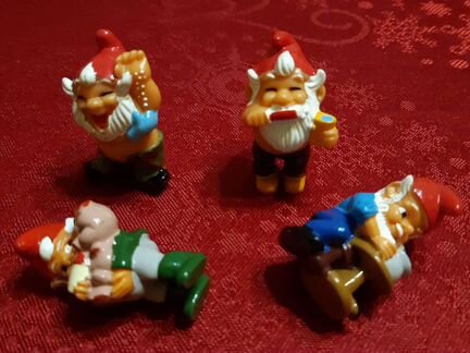 Игрушки от киндер сюрпризов