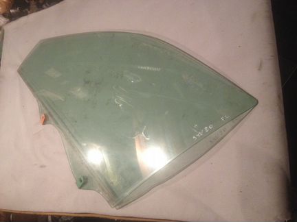 Toyota Camry 96-01 стекло в переднюю левую дверь
