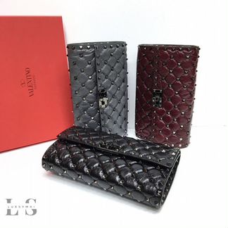 Клатч-сумка через плечо Valentino