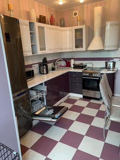 2-к квартира, 60 м², 2/12 эт.