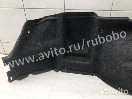 Обшивка багажника правая Mitsubishi Lancer 9 4G18