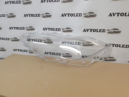 Стекло левой фары BMW 3 F30 F31 LED 2015-2018