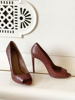 Оригинал Alaia. Новые. на 39