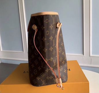 Сумка Louis Vuitton Neverfull MM