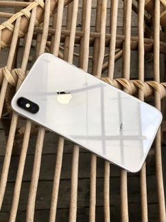iPhone X