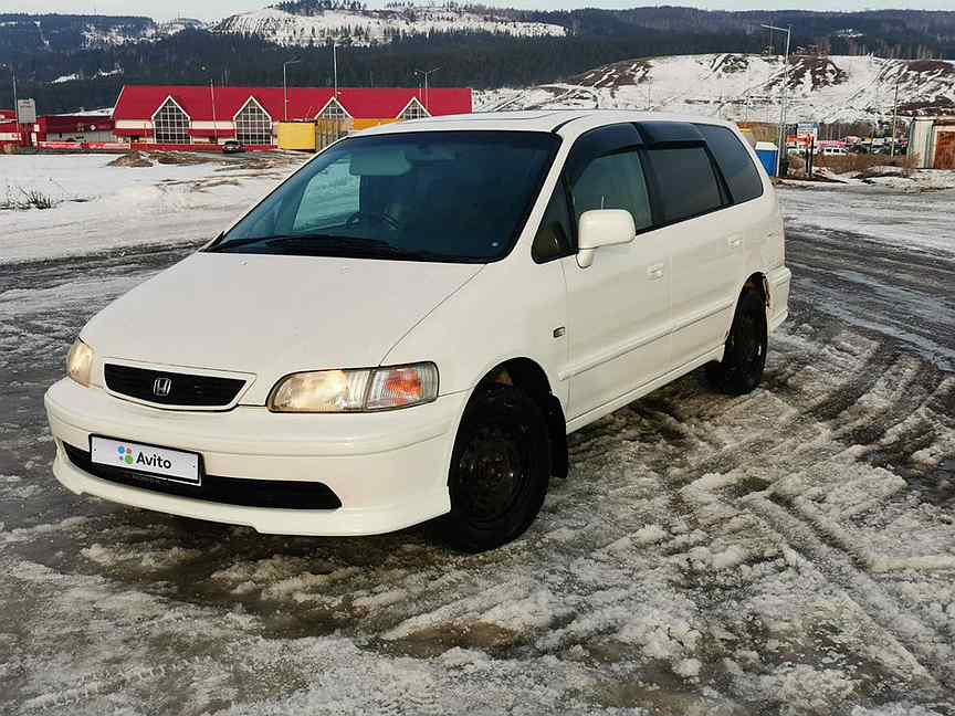 Хонда одиссей 1998. Honda Odyssey 1998. Toyota Odyssey 1998.