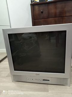 Продаю телевизор LG flatron