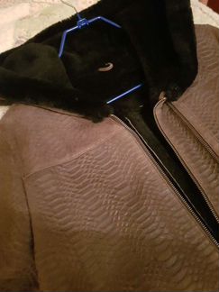 Продается дубленка коричневая